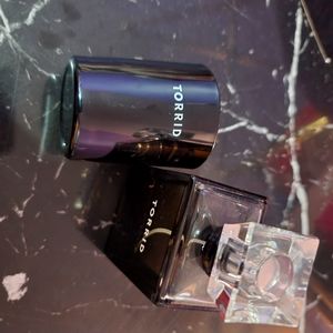 Torrid parfum and candle set discontinued